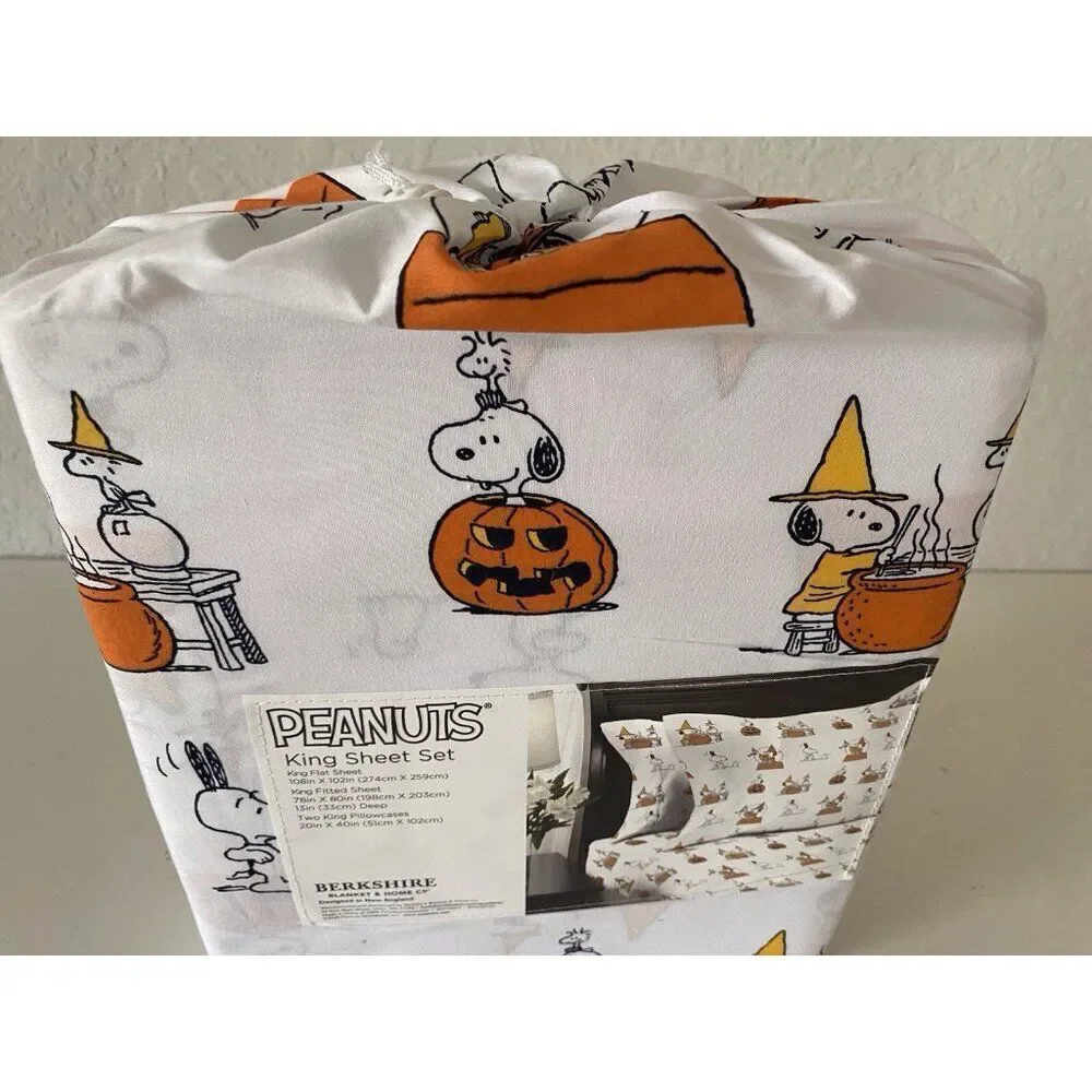 Peanuts Snoopy Woodstock Halloween KING‎ Size Sheet Set Witch Ghost Pumpkin NEW